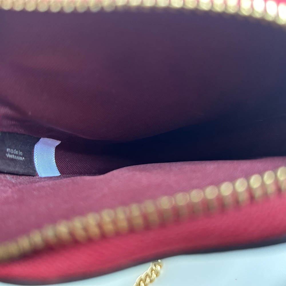 Coach Strawberry Red Leather Crossbody Bag Gold Chain CH524 Excellent - Picture 4 of 8